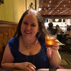 Meet your Posher, Stephanie